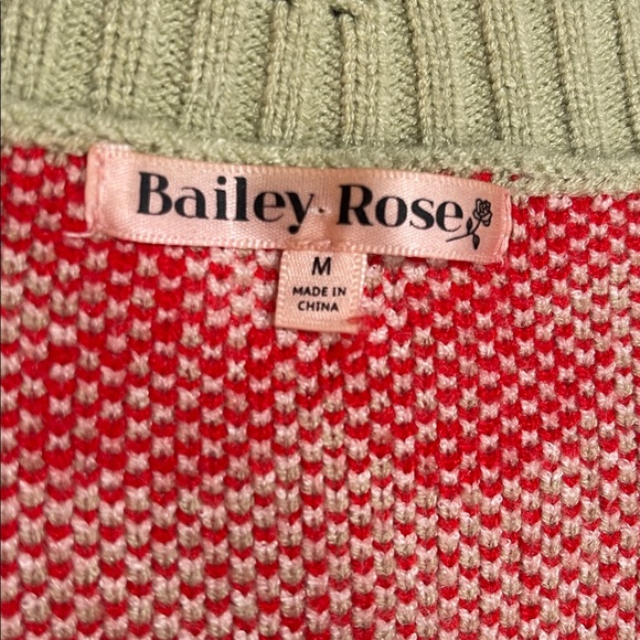 Bailey Rose Distressed Vee Neck Flower Sweater SZ M Mint Green Red - Picture 8 of 10